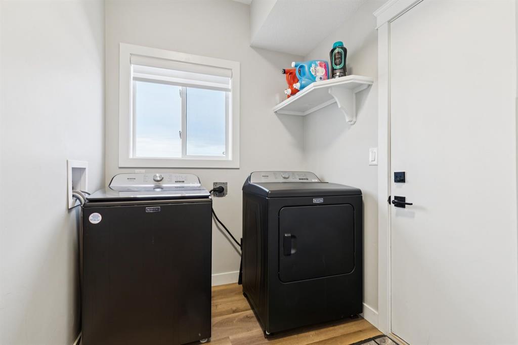 230 Chaparral Place SE