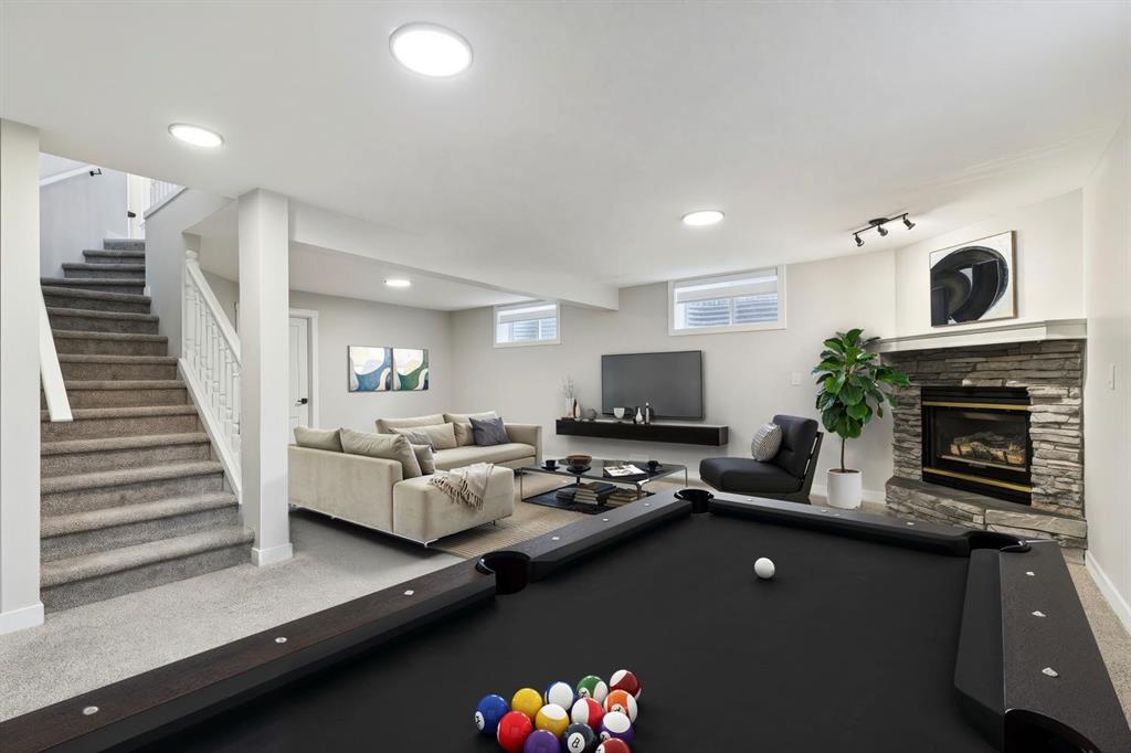 230 Chaparral Place SE