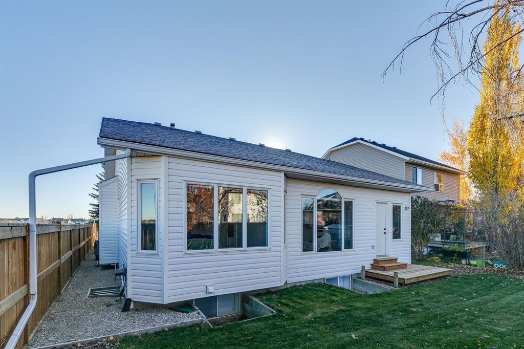 230 Chaparral Place SE