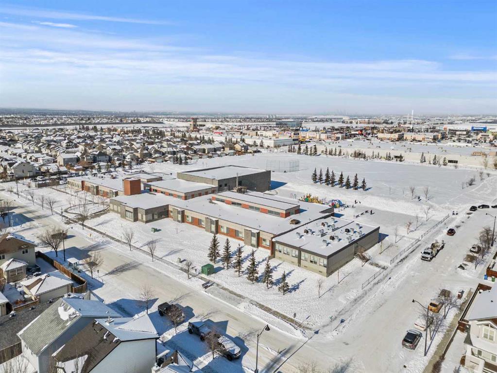 115 Prestwick Villas SE Unit: 2223