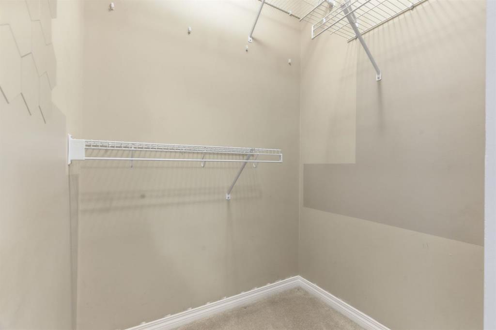 115 Prestwick Villas SE Unit: 2223