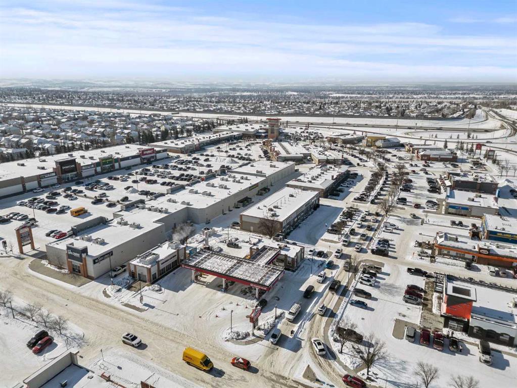 115 Prestwick Villas SE Unit: 2223