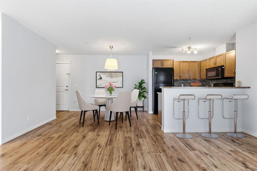 115 Prestwick Villas SE Unit: 2223