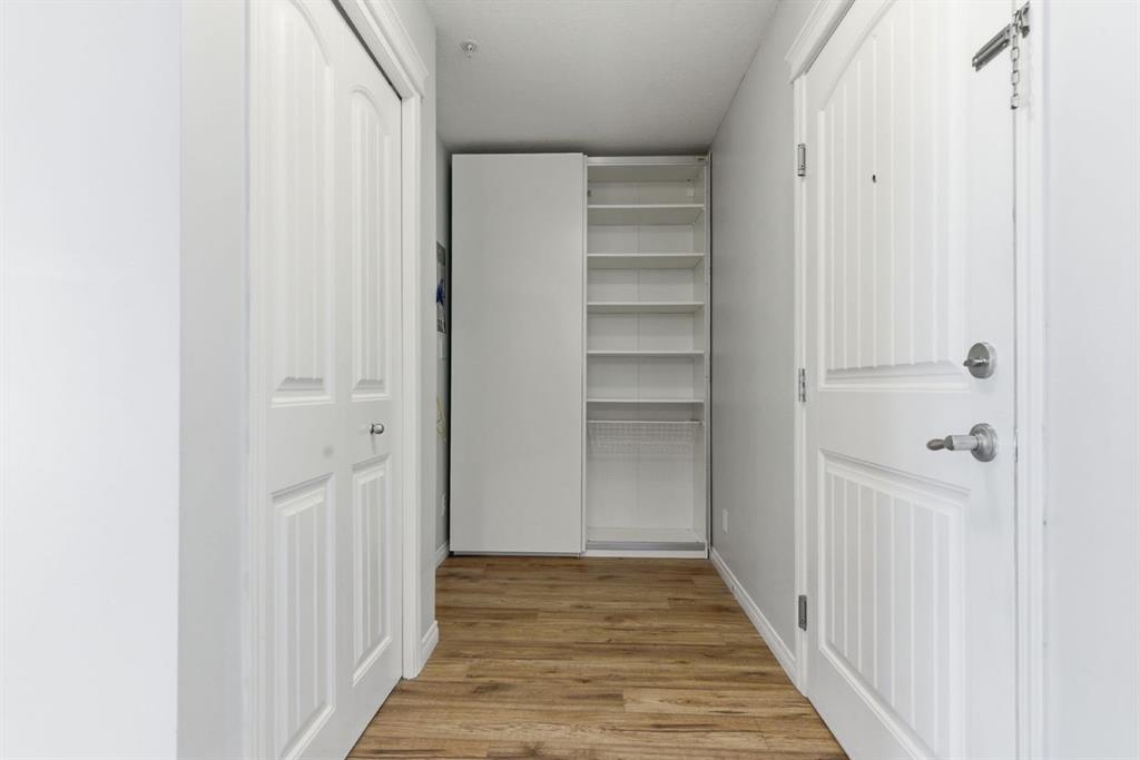 115 Prestwick Villas SE Unit: 2223