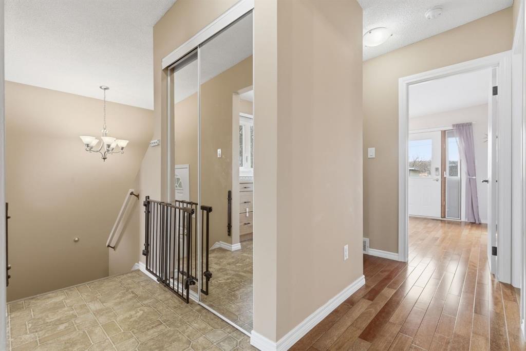 6605 Huntridge Hill NE