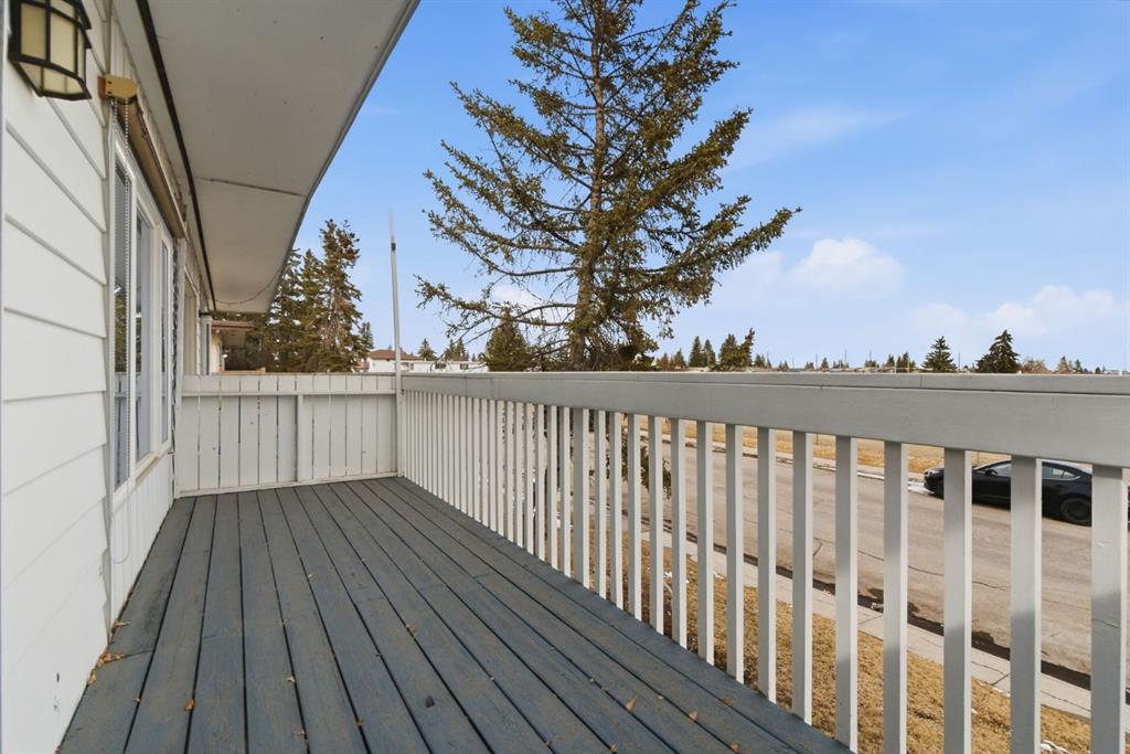 6605 Huntridge Hill NE