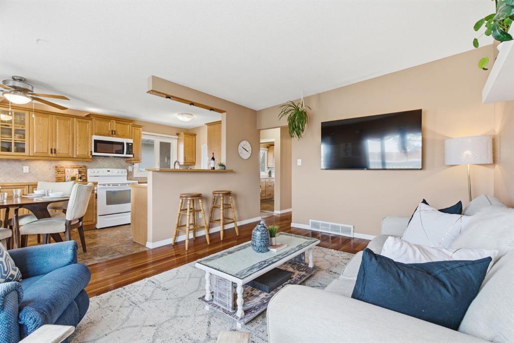 6605 Huntridge Hill NE