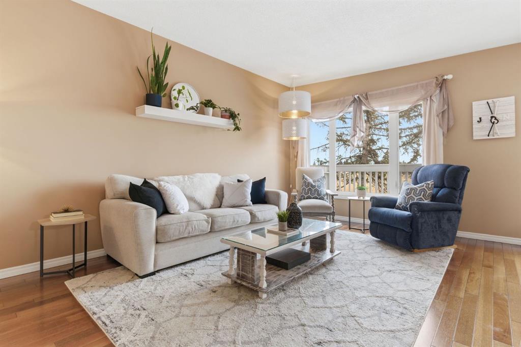 6605 Huntridge Hill NE