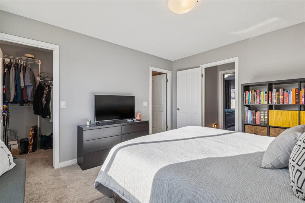 322 Cranford Park SE