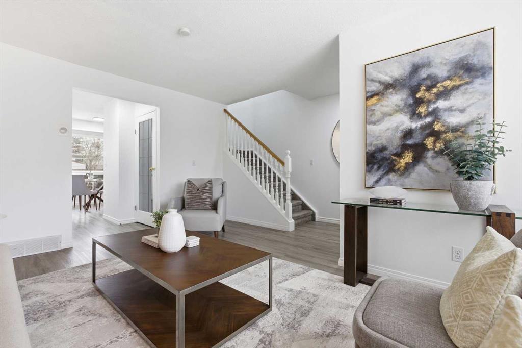 123 Queensland Drive SE Unit: 60