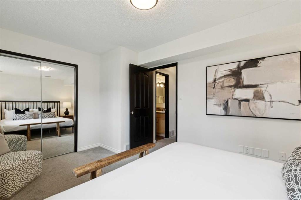 1939 33 Street SW Unit: 3