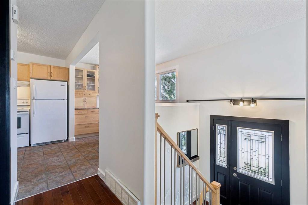 1939 33 Street SW Unit: 3