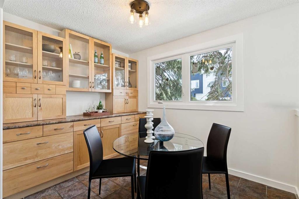 1939 33 Street SW Unit: 3