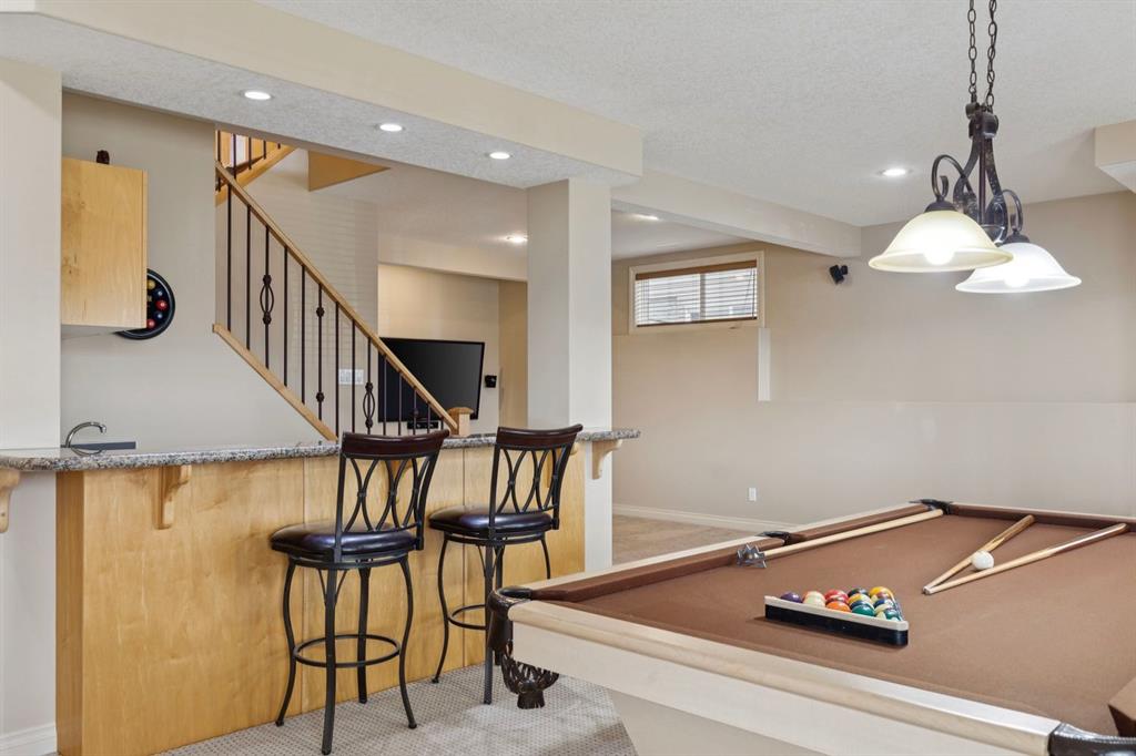40 Sunset Close