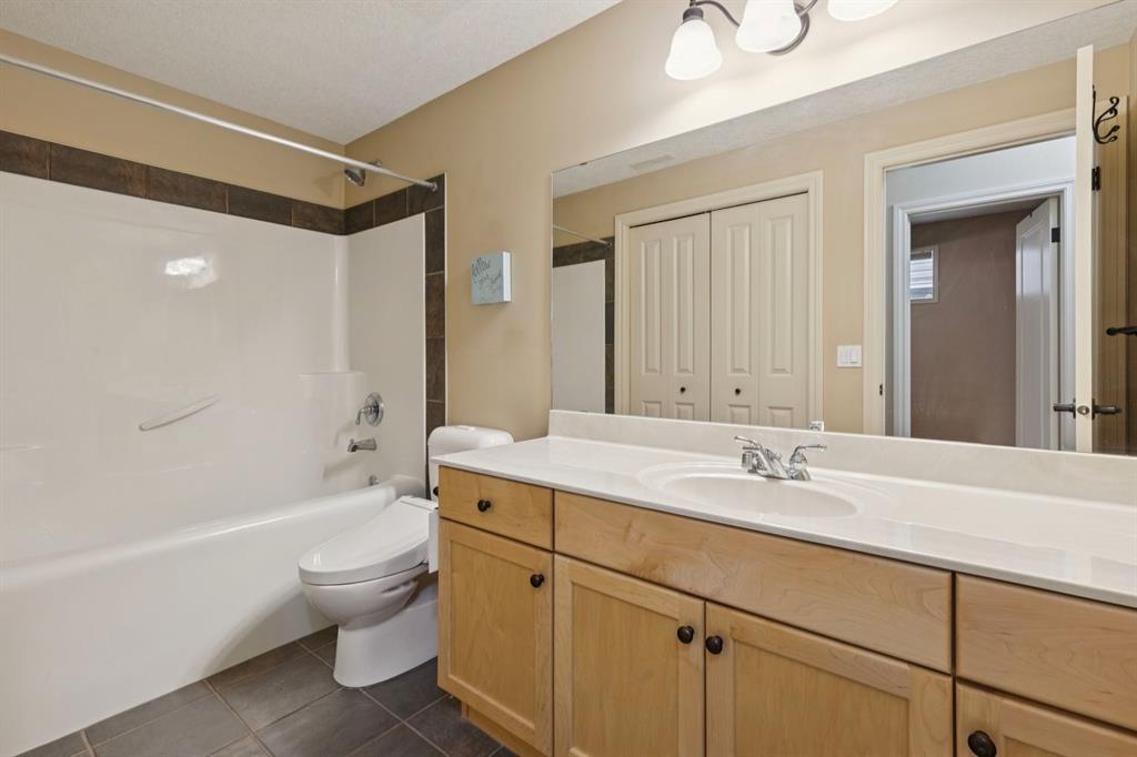 40 Sunset Close