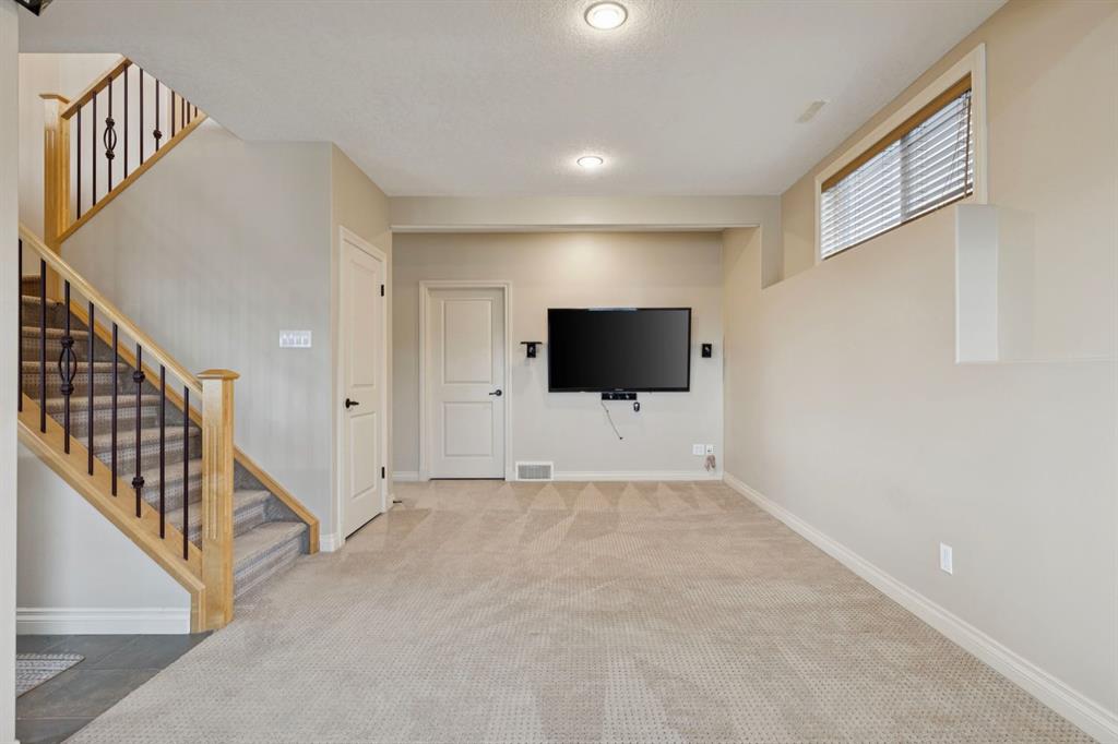 40 Sunset Close