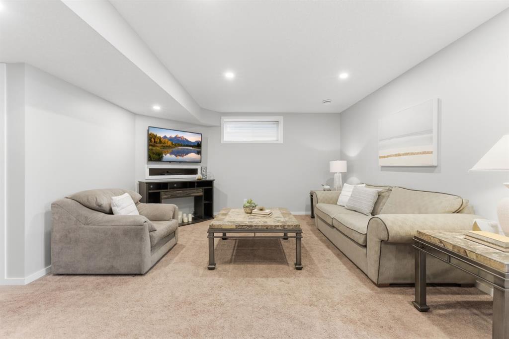 138 Bridlerange Place SW