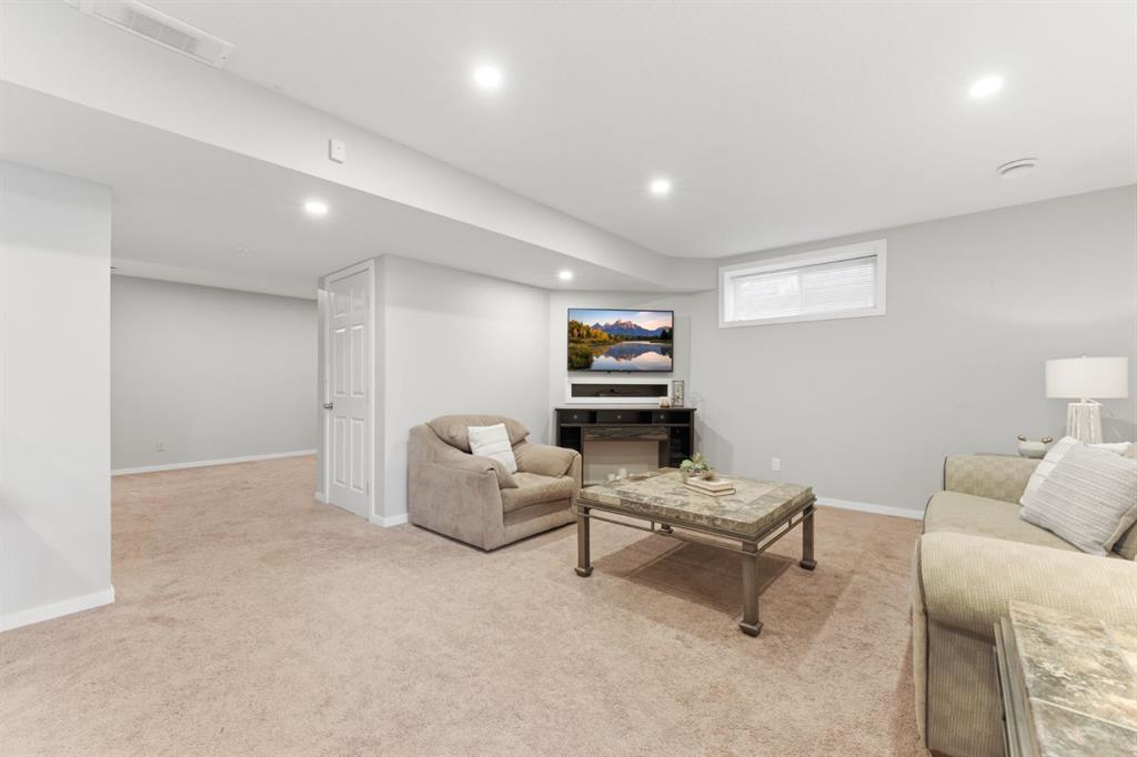 138 Bridlerange Place SW