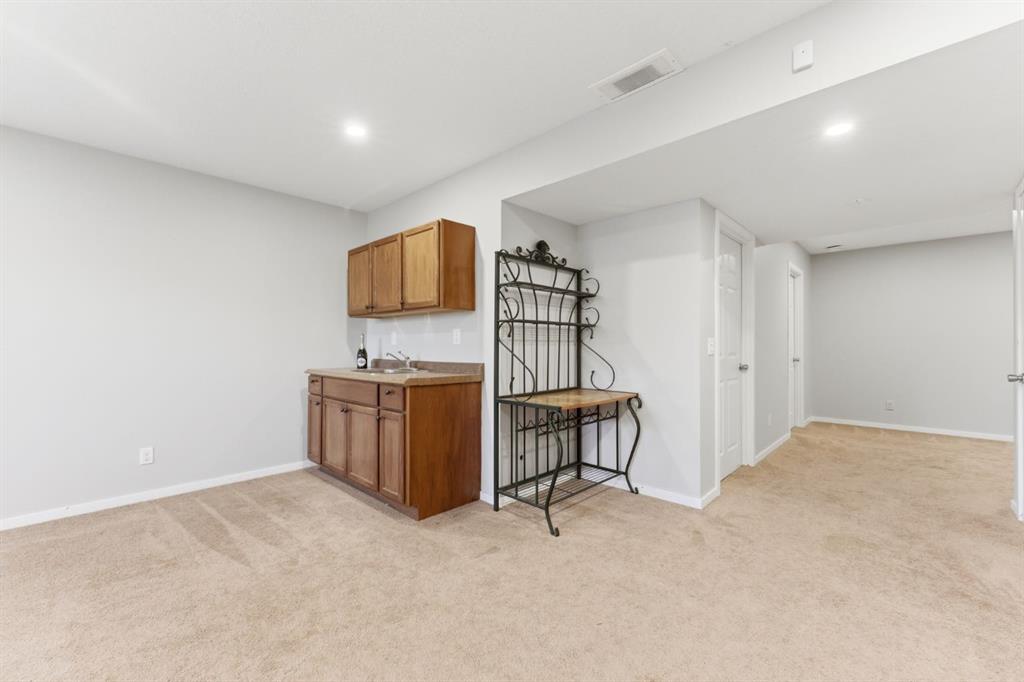 138 Bridlerange Place SW
