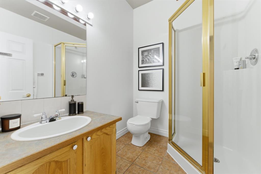 220 11 Avenue SE Unit: 222