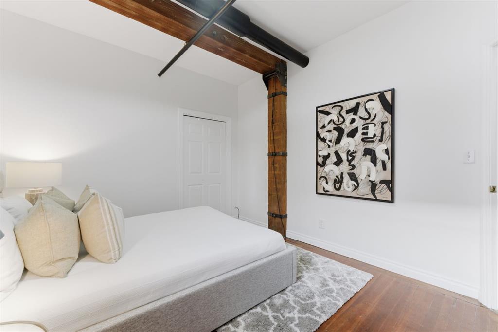 220 11 Avenue SE Unit: 222