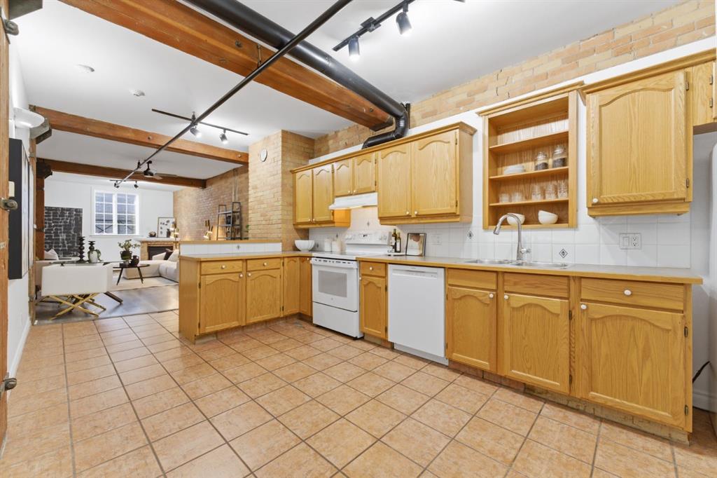 220 11 Avenue SE Unit: 222
