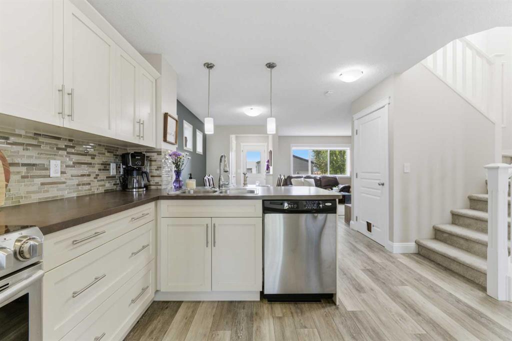 394 Copperpond Boulevard SE