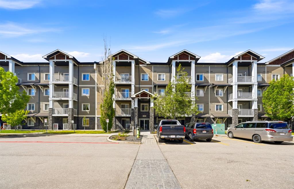 115 Prestwick Villas SE Unit: 2223