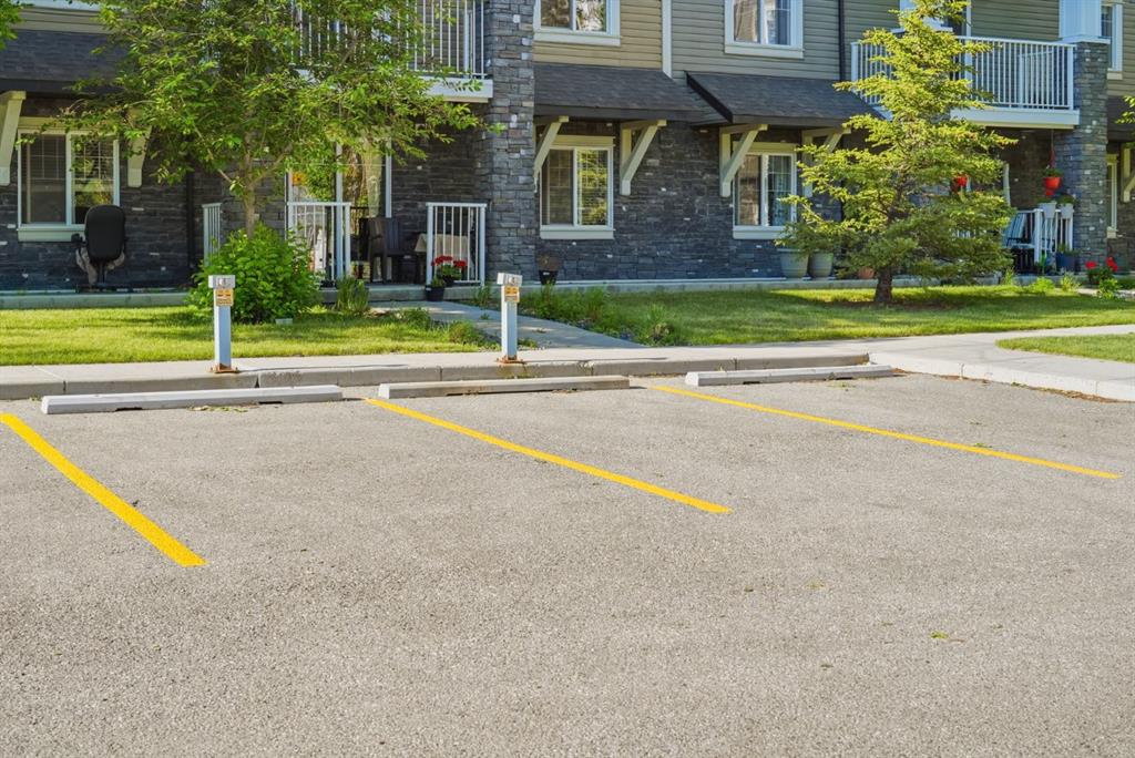 115 Prestwick Villas SE Unit: 2223