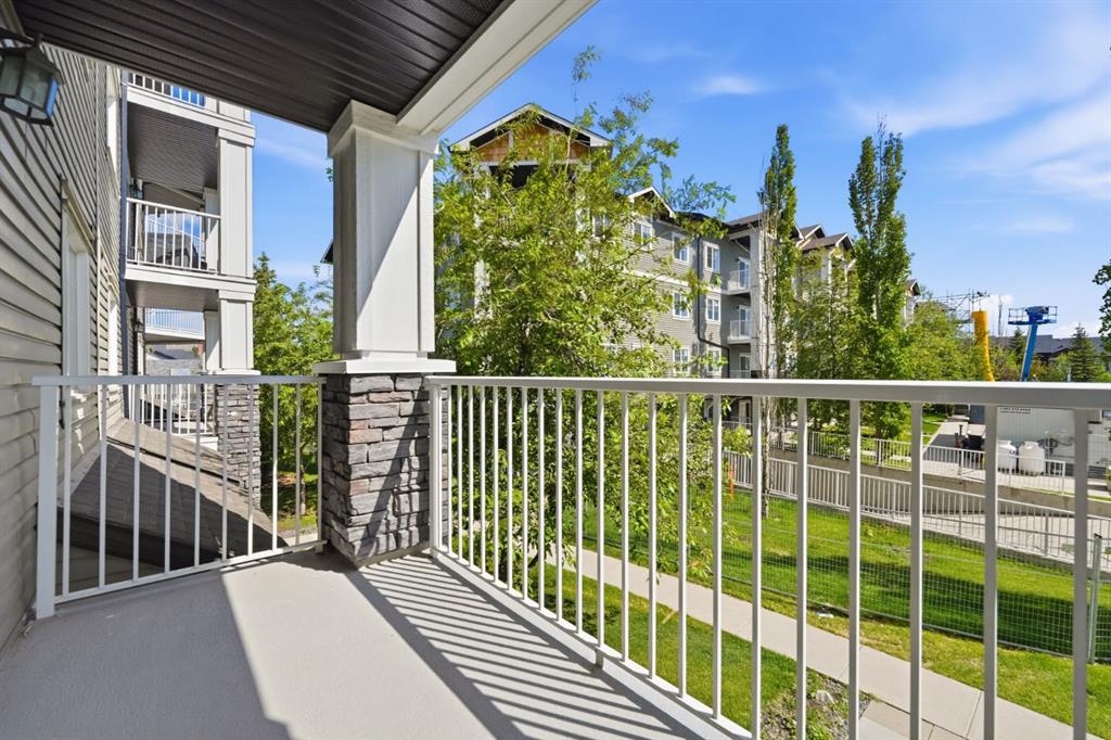 115 Prestwick Villas SE Unit: 2223