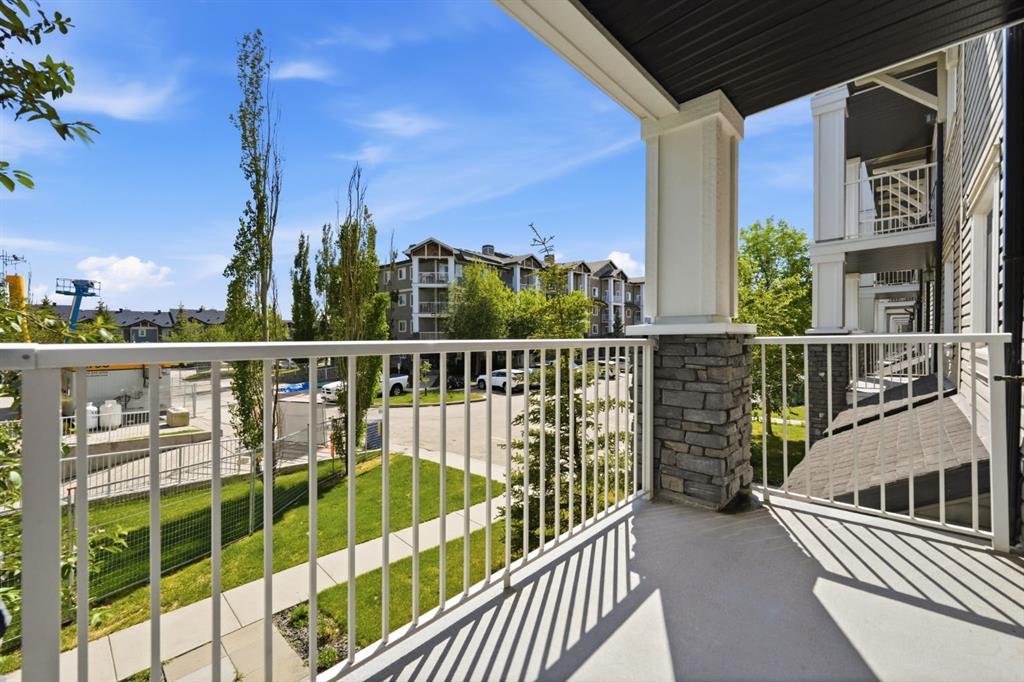 115 Prestwick Villas SE Unit: 2223