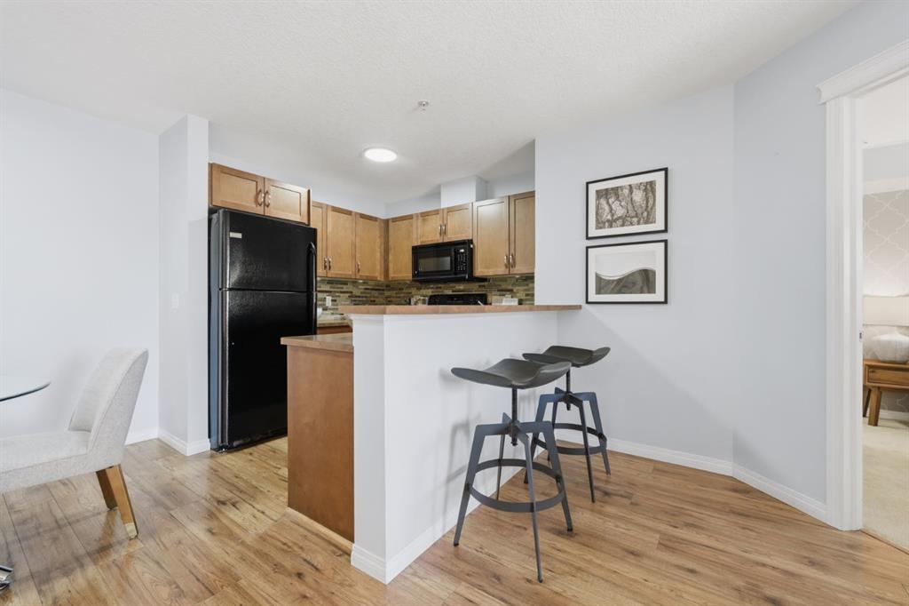 115 Prestwick Villas SE Unit: 2223