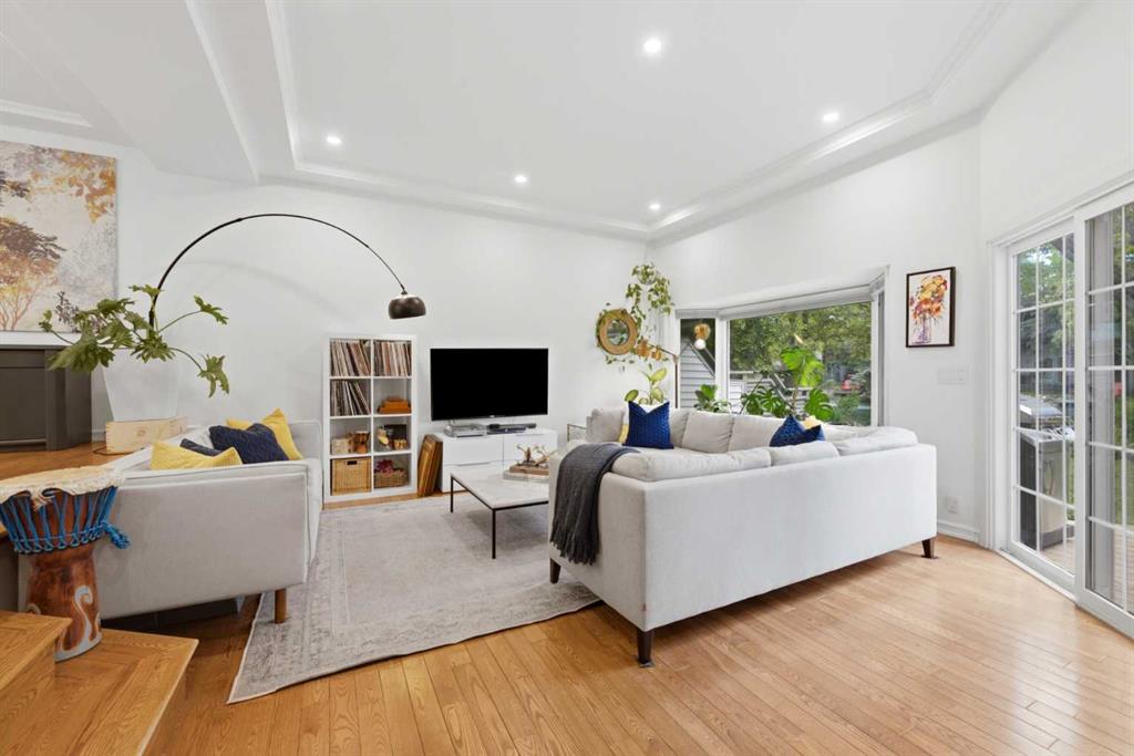 4037 42 Street NW Unit: 240