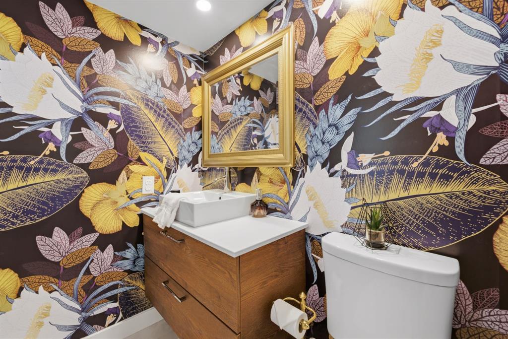 4037 42 Street NW Unit: 240