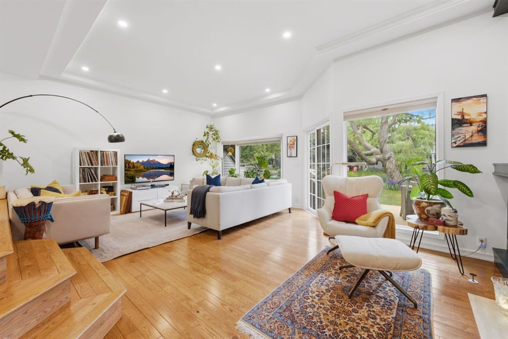 4037 42 Street NW Unit: 240