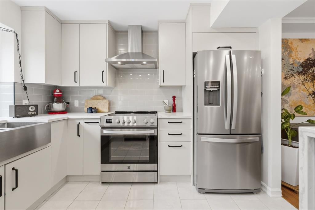 4037 42 Street NW Unit: 240