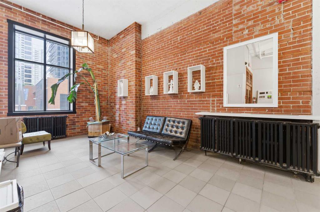 220 11 Avenue SE Unit: 317