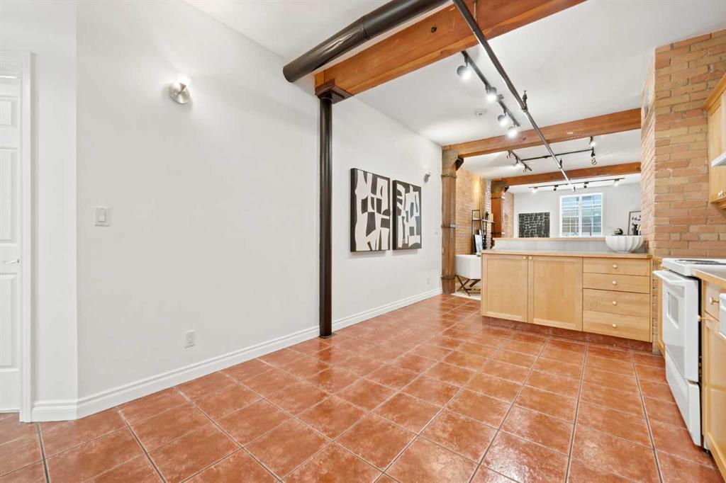 220 11 Avenue SE Unit: 317