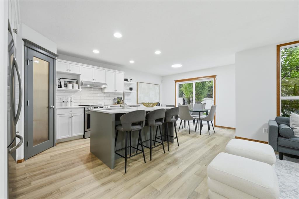 2020 Bridlemeadows Manor SW