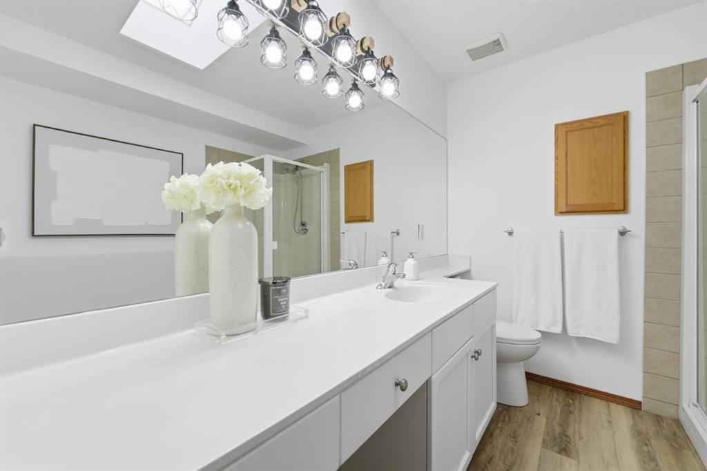 2020 Bridlemeadows Manor SW