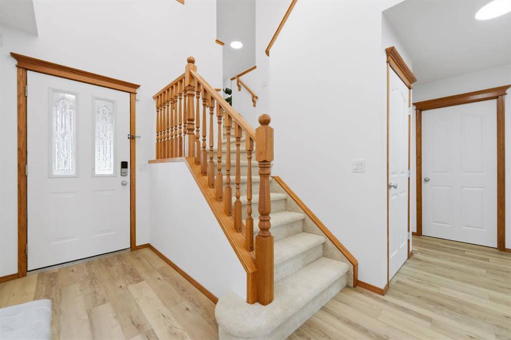 2020 Bridlemeadows Manor SW