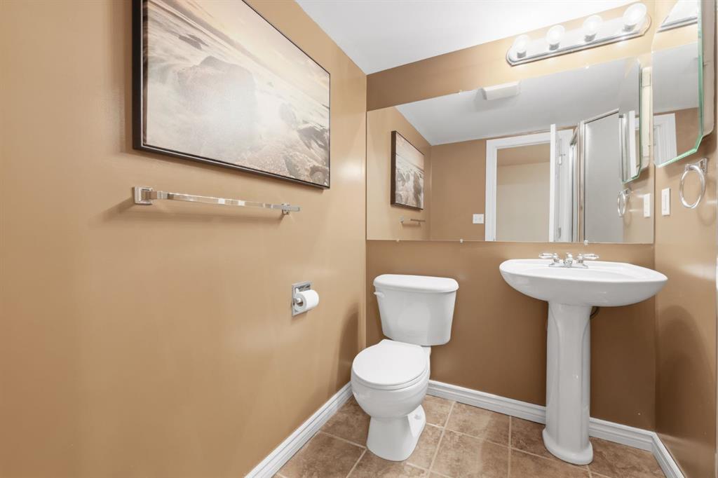 42 Prestwick Pond Terrace SE