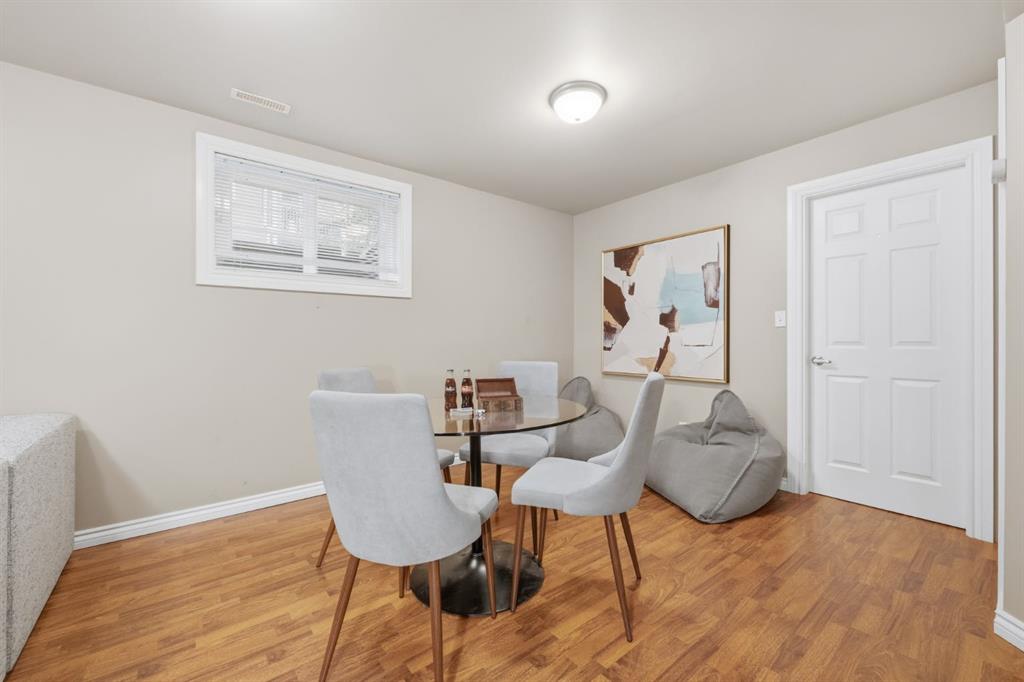 42 Prestwick Pond Terrace SE