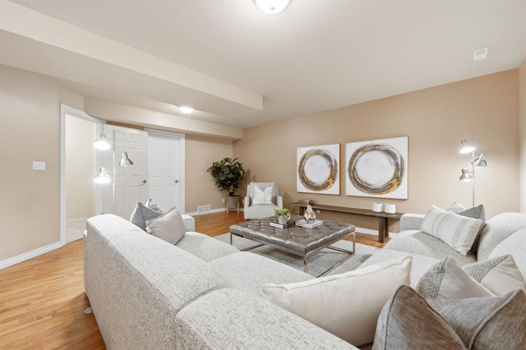 42 Prestwick Pond Terrace SE