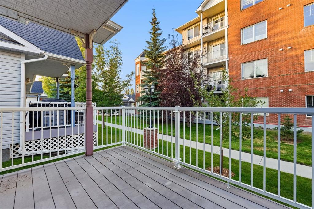 42 Prestwick Pond Terrace SE
