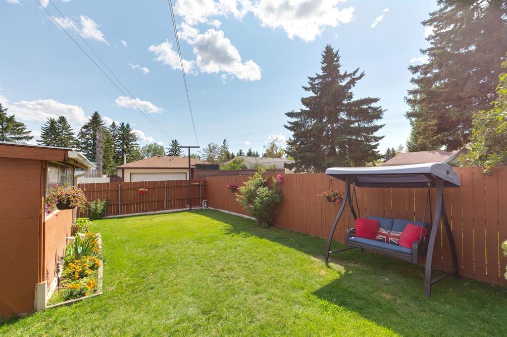 532 Queensland Circle SE