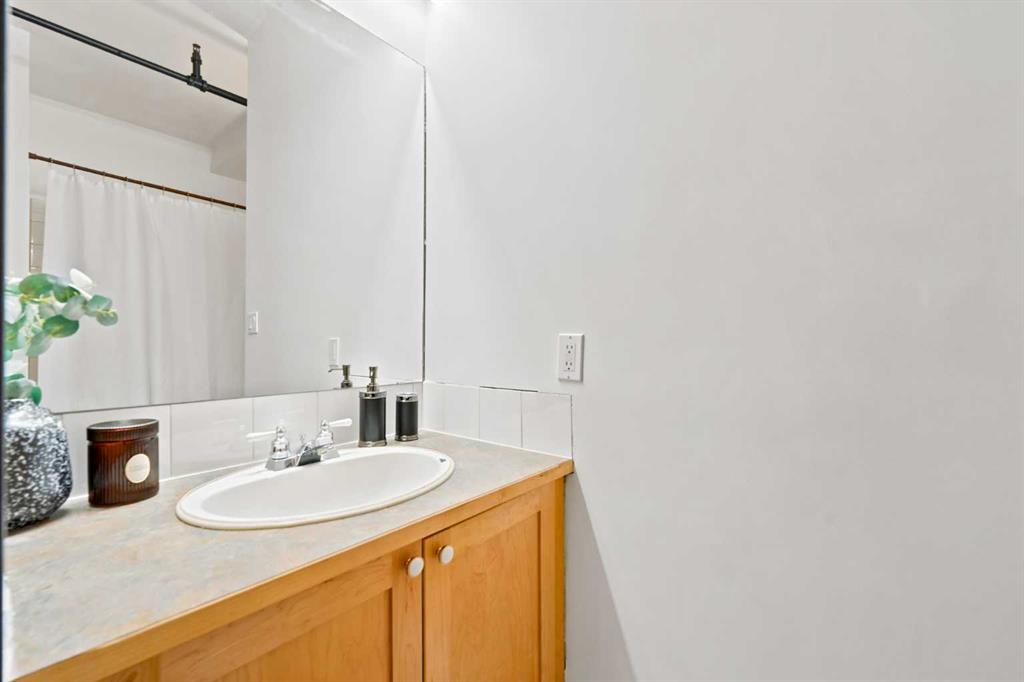 220 11 Avenue SE Unit: 317