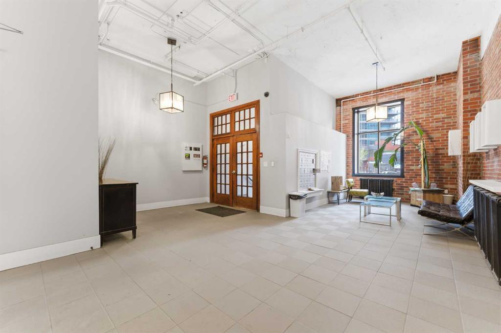 220 11 Avenue SE Unit: 317