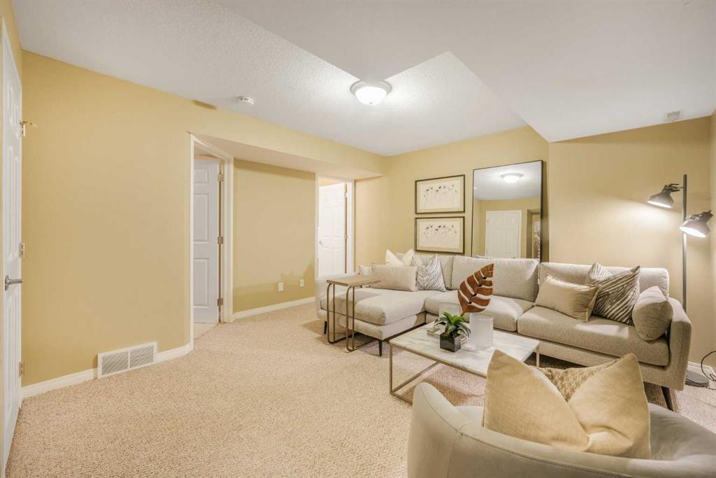 35 Chaparral Ridge Terrace SE