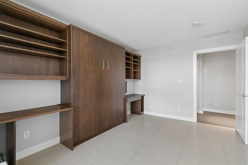 99 Spruce Place SW Unit: 706